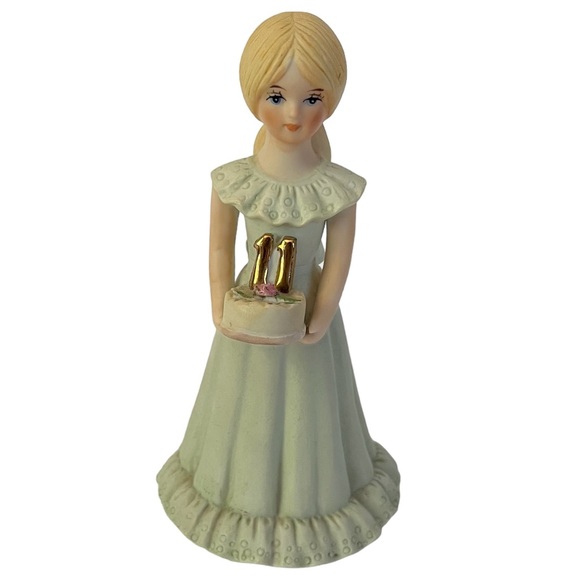 Growing Up Girls Blonde Green Dress Age 11 Porcelain Figurine - Picture 1 of 9
